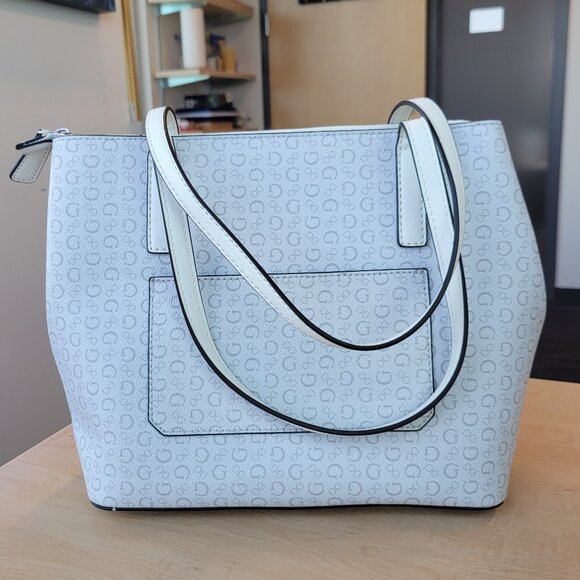 Guess Tania Printed Tote - Picture 3 of 11